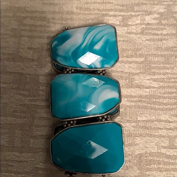 Turquoise stretchy Bracelet - Picture 2 of 3